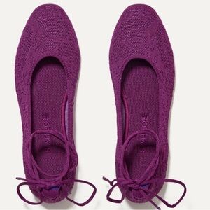 Rothys The Square Wrap in Night Bloom size 10